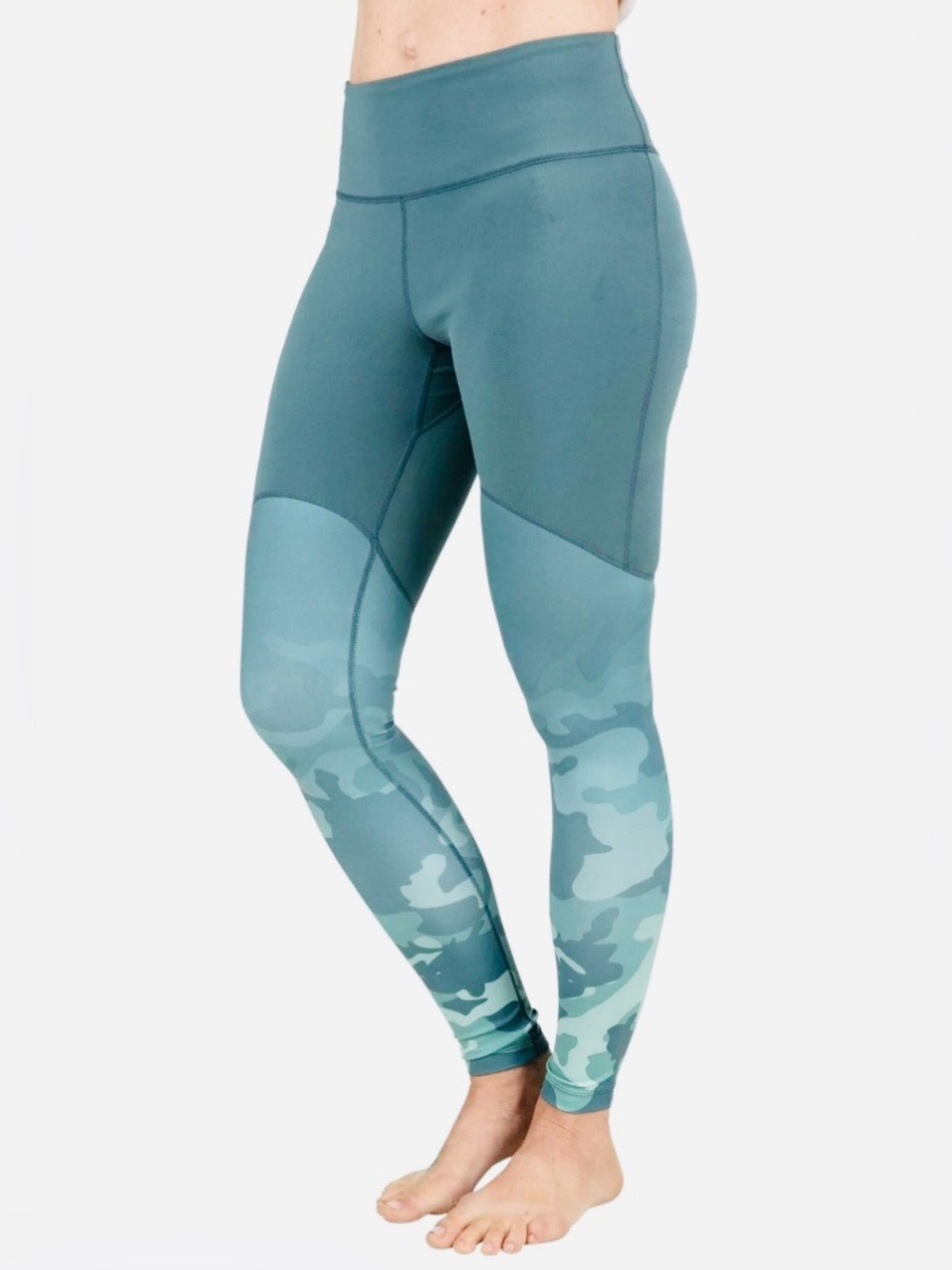 Simms Women's BugStopper Leggings Woodland Camo Avalon Teal